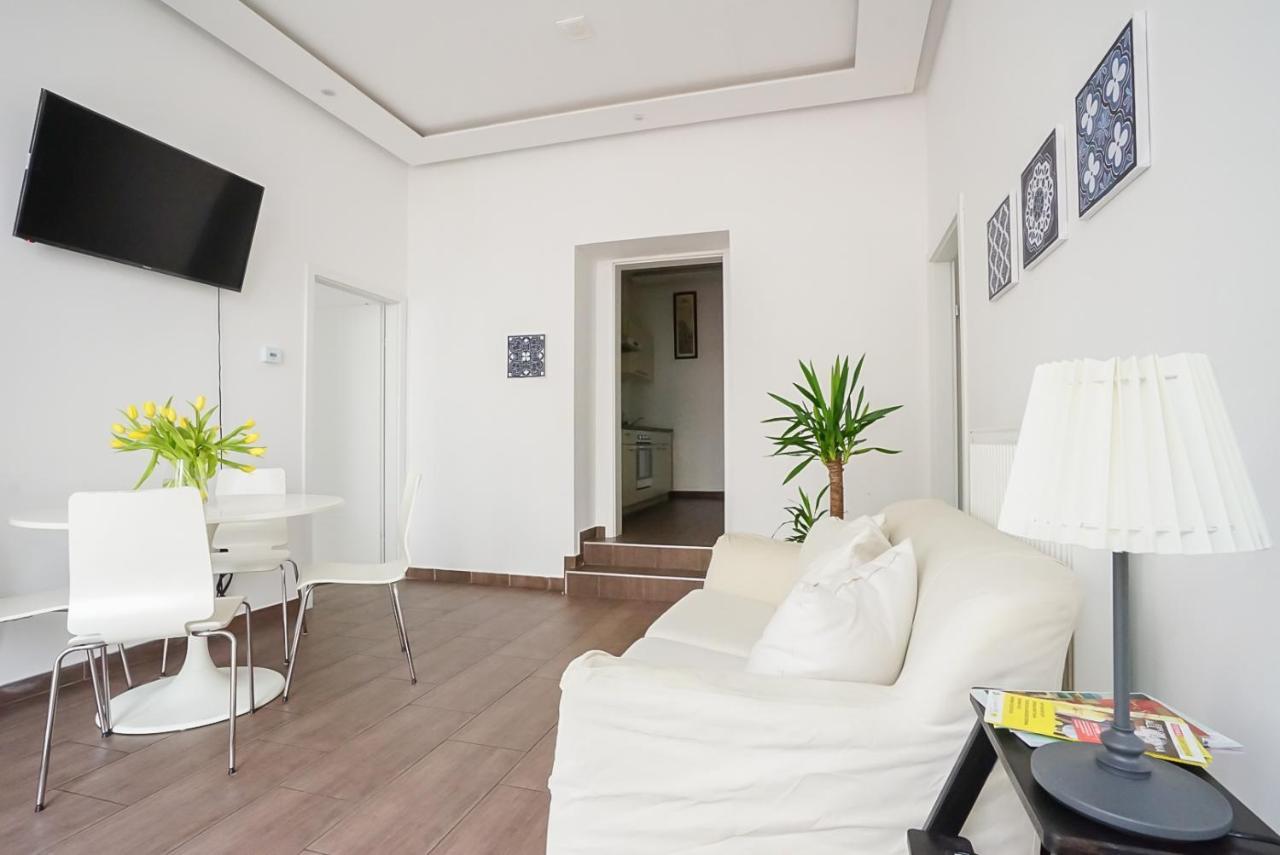 Wonderful Big Apartment Near Yppen Market Вена Экстерьер фото